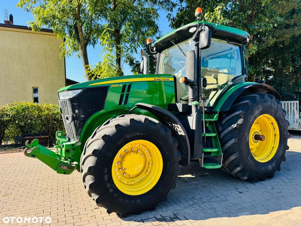 John Deere 7250R - 3
