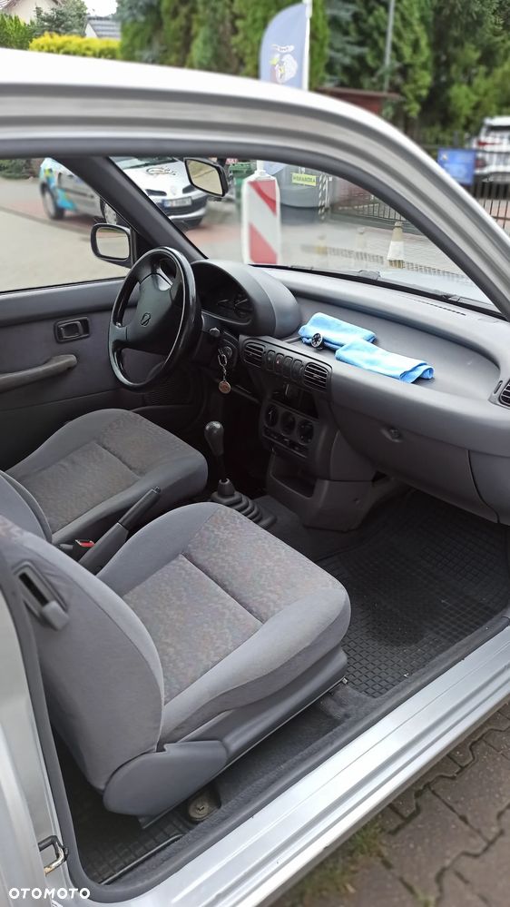 Nissan Micra 1.0 LX - 2