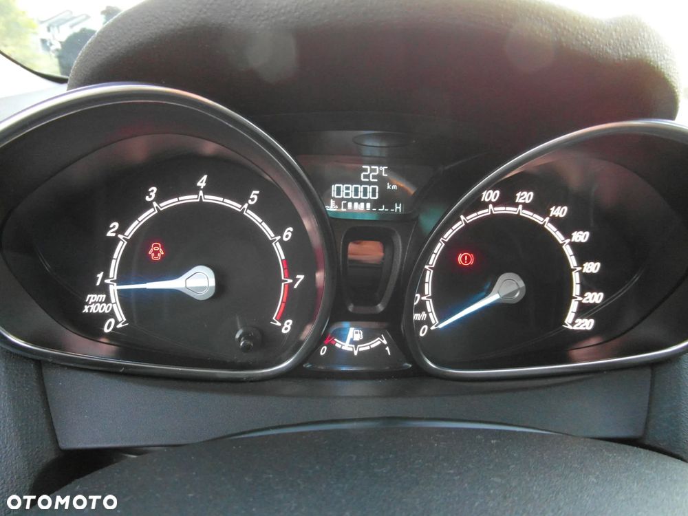 Ford Fiesta 1.25 Silver X (Trend) EU6 - 24
