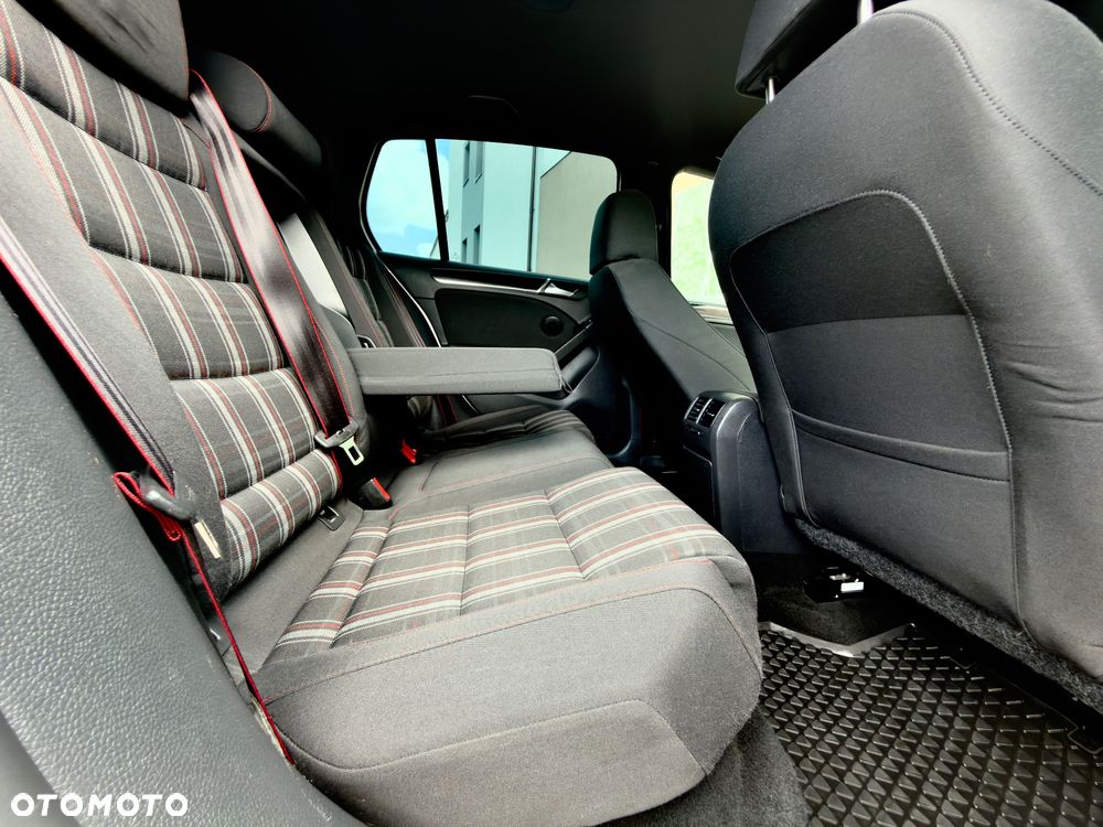 Volkswagen Golf 2.0 TSI GTI 35 - 26