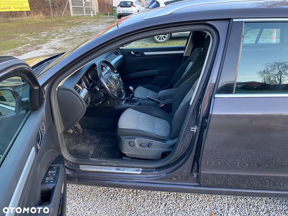 Skoda Superb 2.0 TDI Exclusive - 19