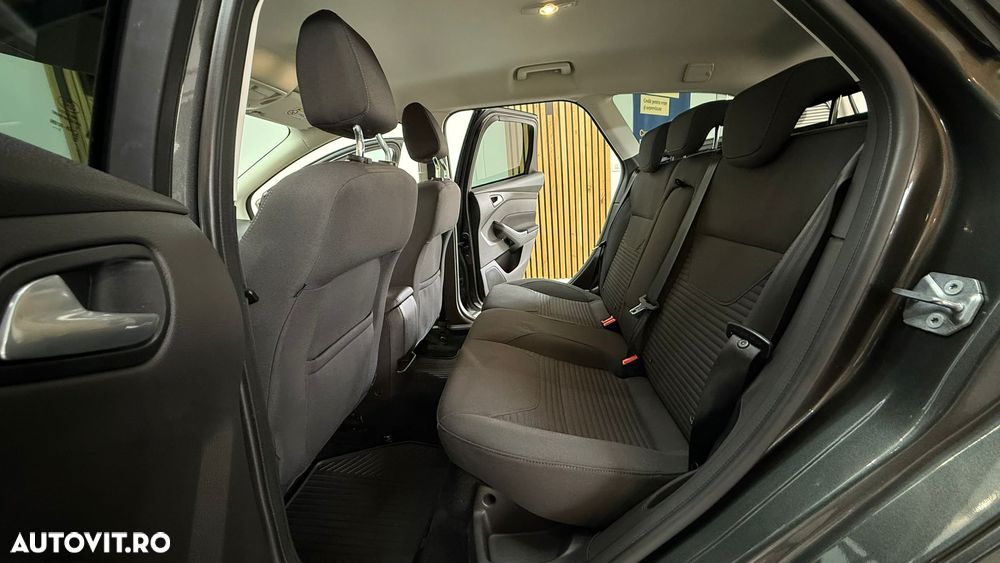 Ford Focus 1.0 EcoBoost Titanium - 9