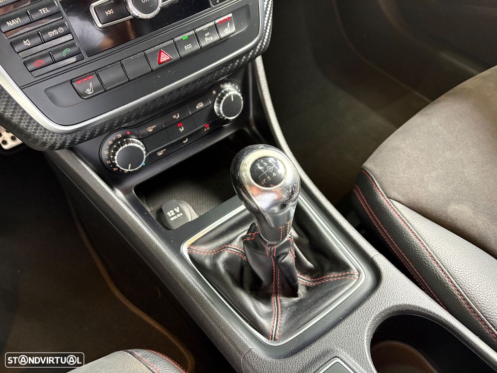 Mercedes-Benz A 200 CDI AMG Line - 12