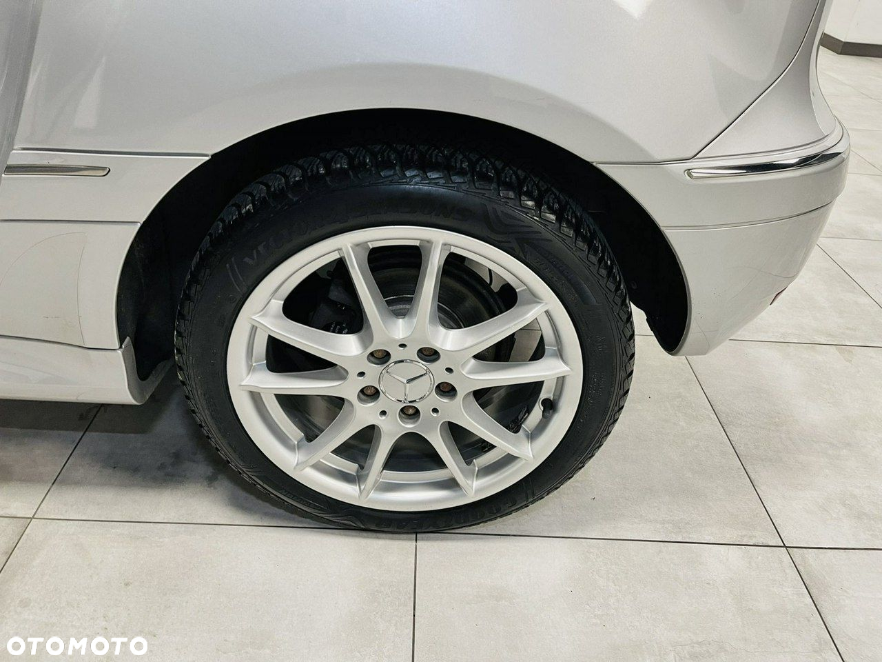 Mercedes-Benz Klasa B 180 BlueEffICIENCY - 10