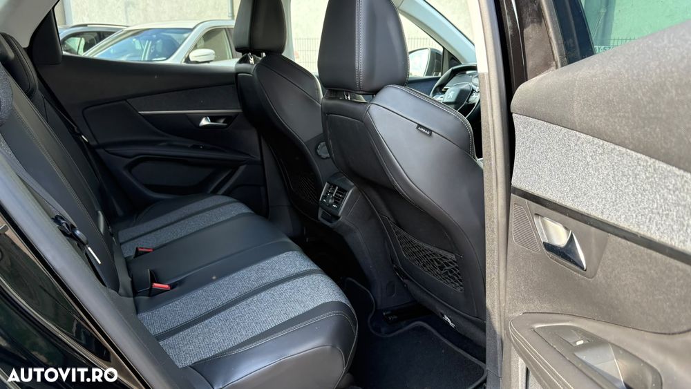 Peugeot 3008 - 27