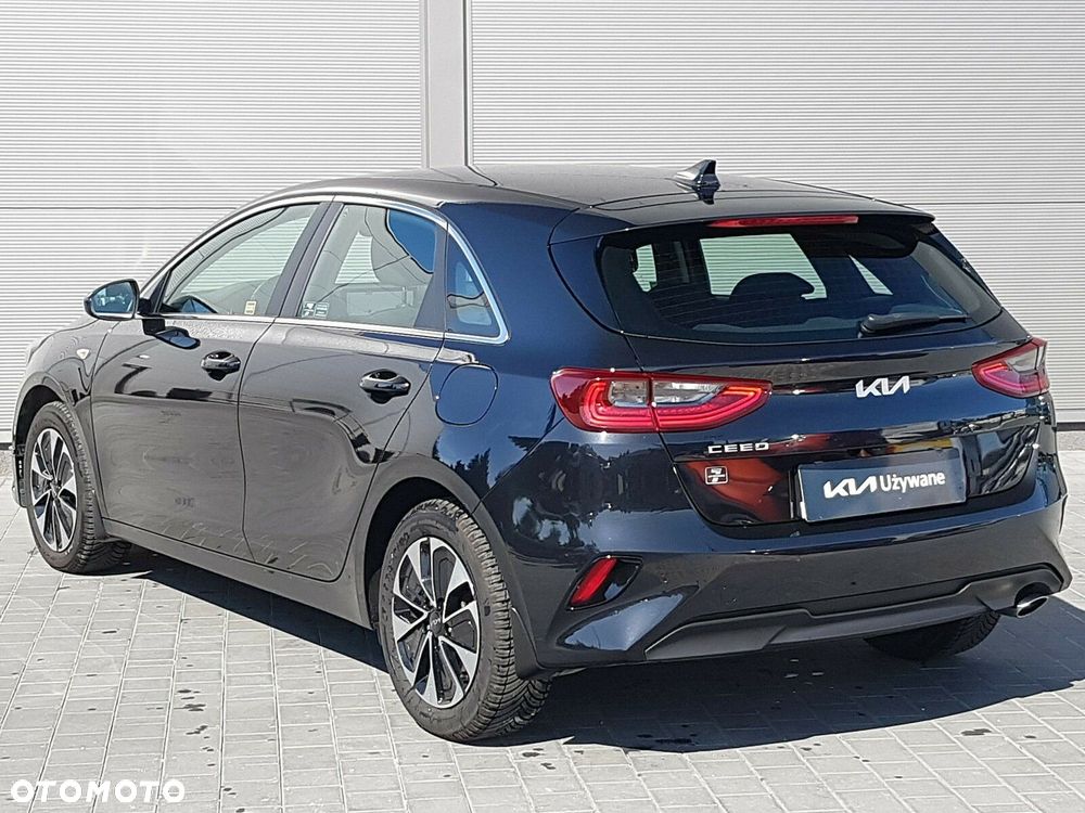 Kia Ceed 1.5 T-GDI M - 9