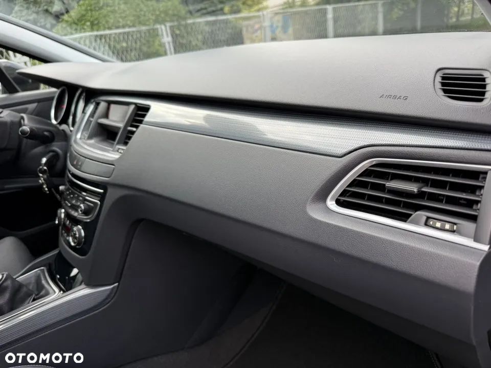 Peugeot 508 SW HDi FAP 140 Allure - 31