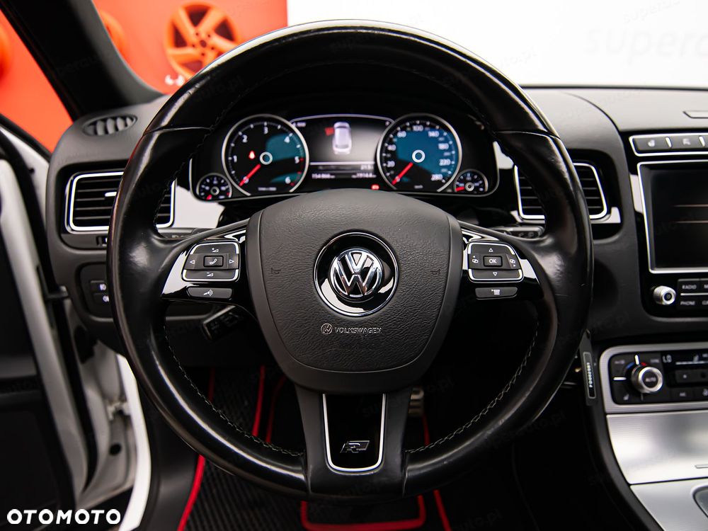 Volkswagen Touareg 3.0 V6 TDI BMT - 16