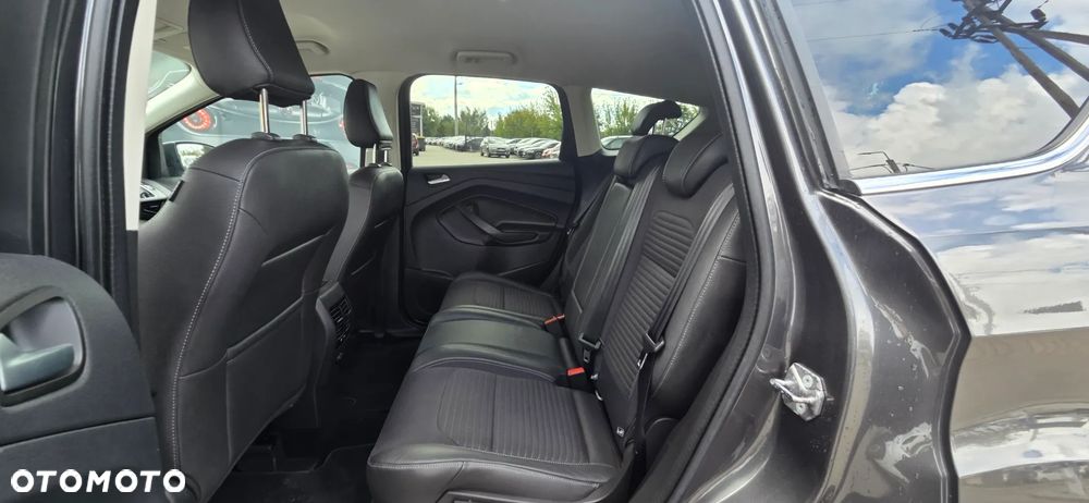 Ford Kuga 1.5 EcoBoost 2x4 Cool & Connect - 31