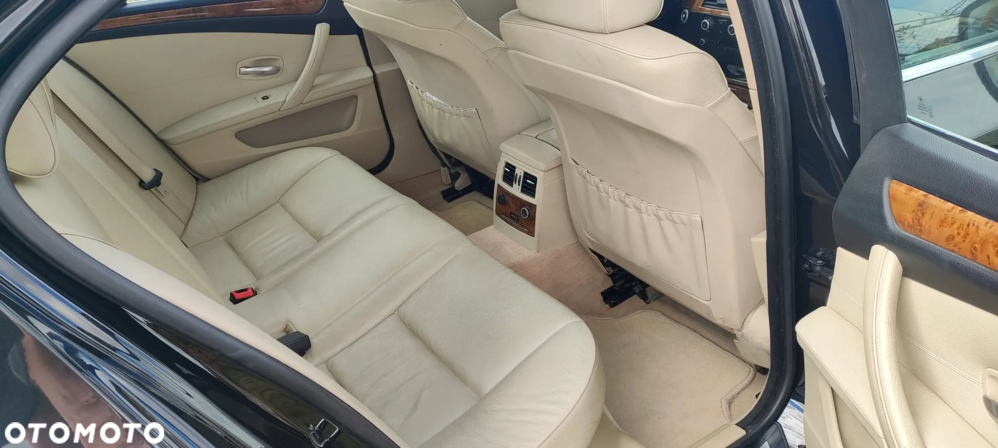 BMW Seria 5 525i Edition Exclusive - 9