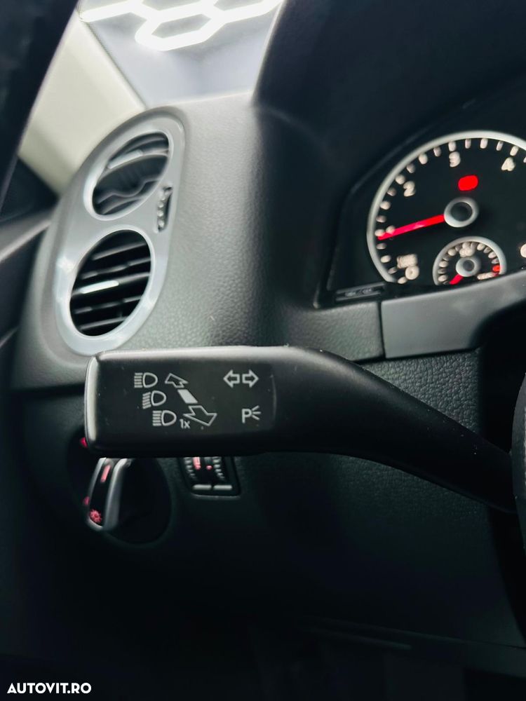 Volkswagen Tiguan 2.0 TDI SCR BlueMotion Technology Trend & Fun - 26