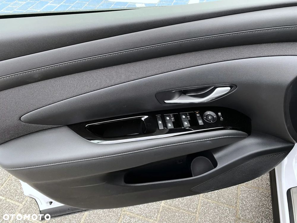Hyundai Tucson 1.6 T-GDi Smart Black 2WD - 17