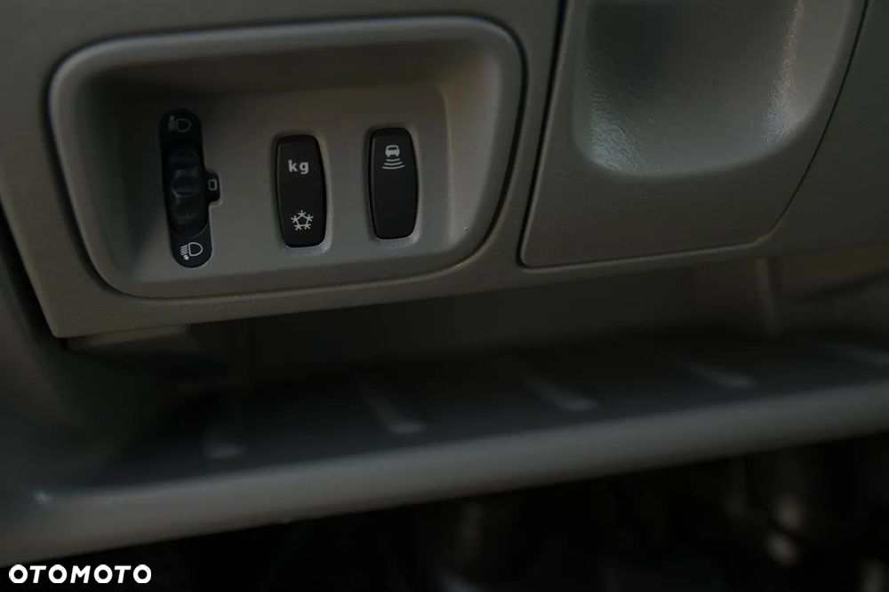 Renault TRAFIC 2.0 DCI 115KM * LONG * NAVI * PERFEKCYJNY STAN! - 32