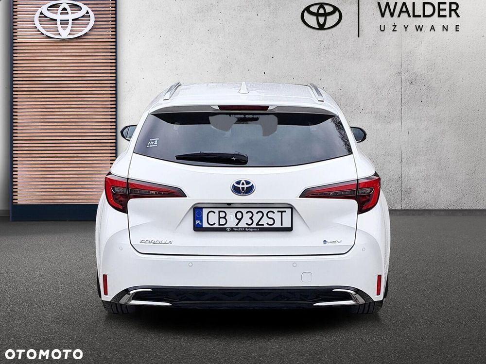 Toyota Corolla - 5