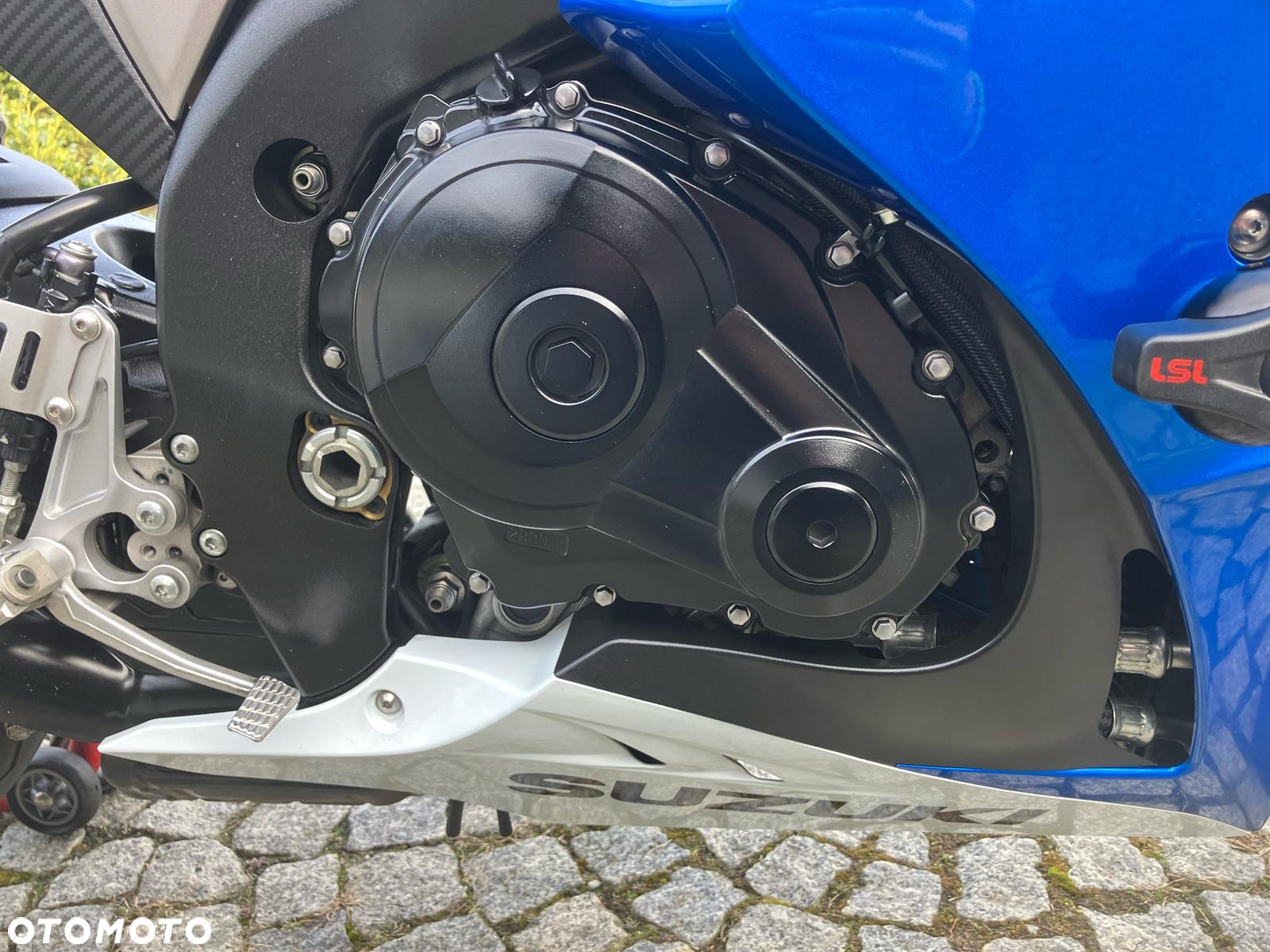 Suzuki GSX-R - 21