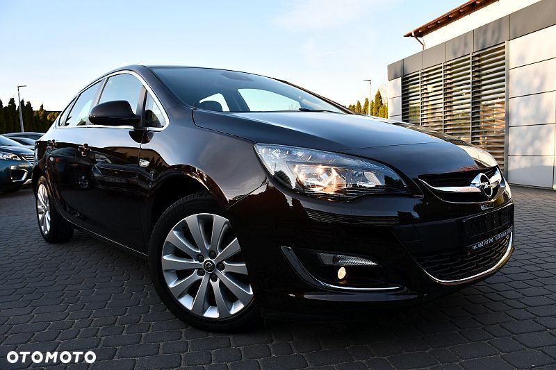 Opel Astra 1.4 Turbo Edition - 36