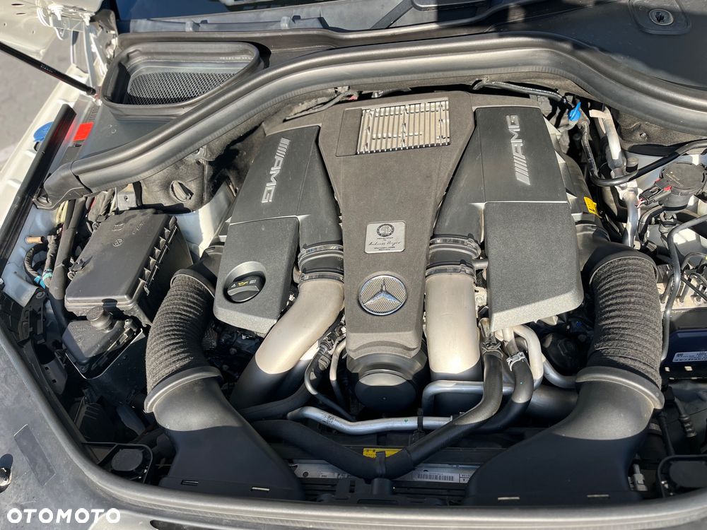Mercedes-Benz GL 63 AMG 4Matic AMG Speedshift Plus 7G-TRONIC - 18