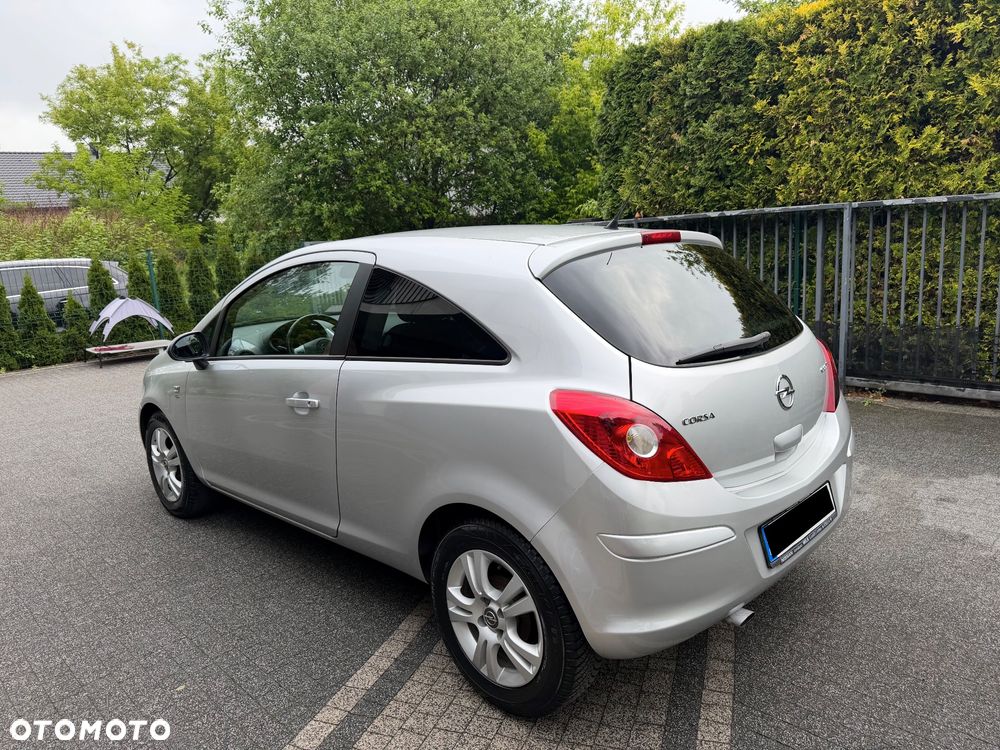 Opel Corsa 1.2 16V Color Edition - 3