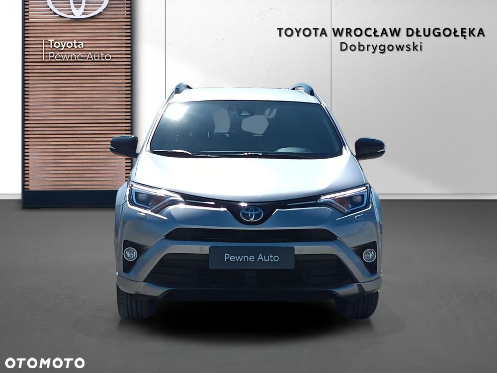 Toyota RAV4 - 8