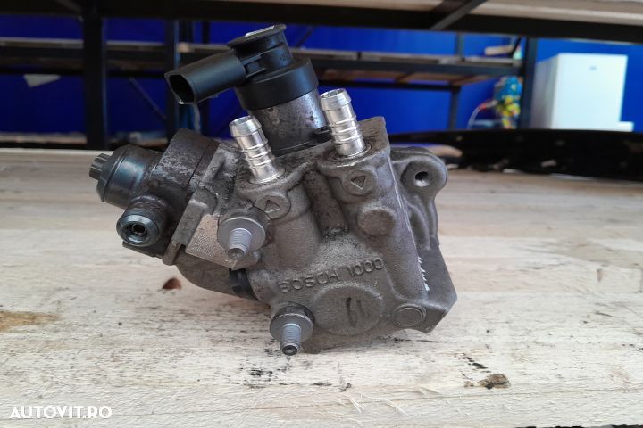 Pompa inalta presiune 0445010526 / 03L130755L Volkswagen VW Passat B7 - 4