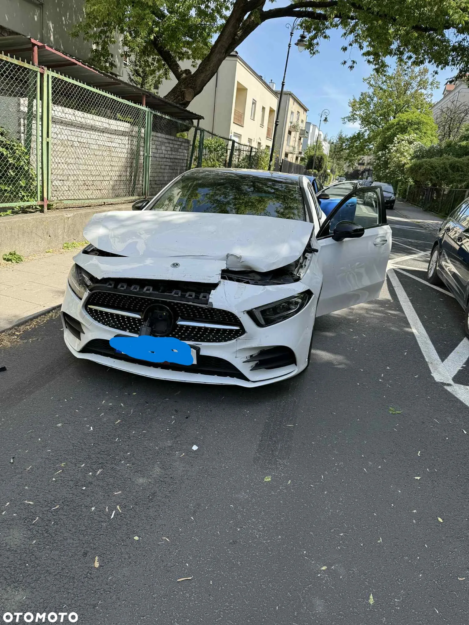 Mercedes-Benz Klasa A 200 AMG Line 7G-DCT - 2