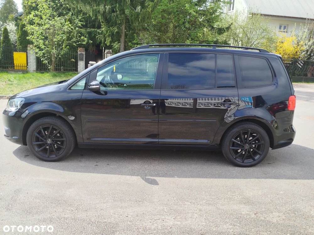 Volkswagen Touran - 8