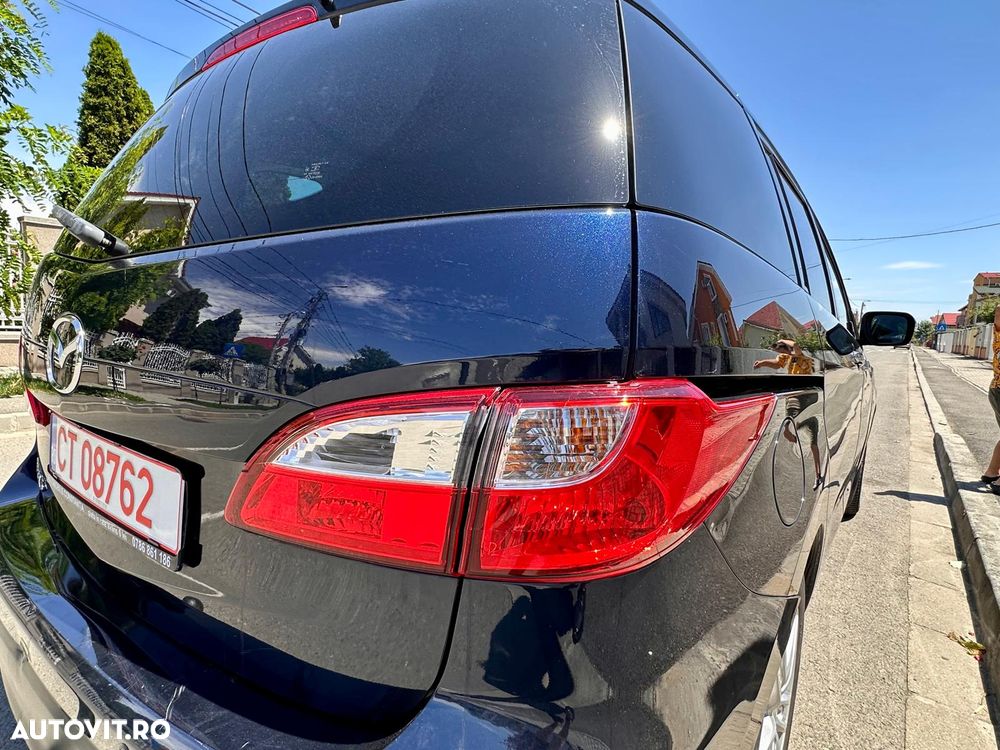 Mazda 5 - 8