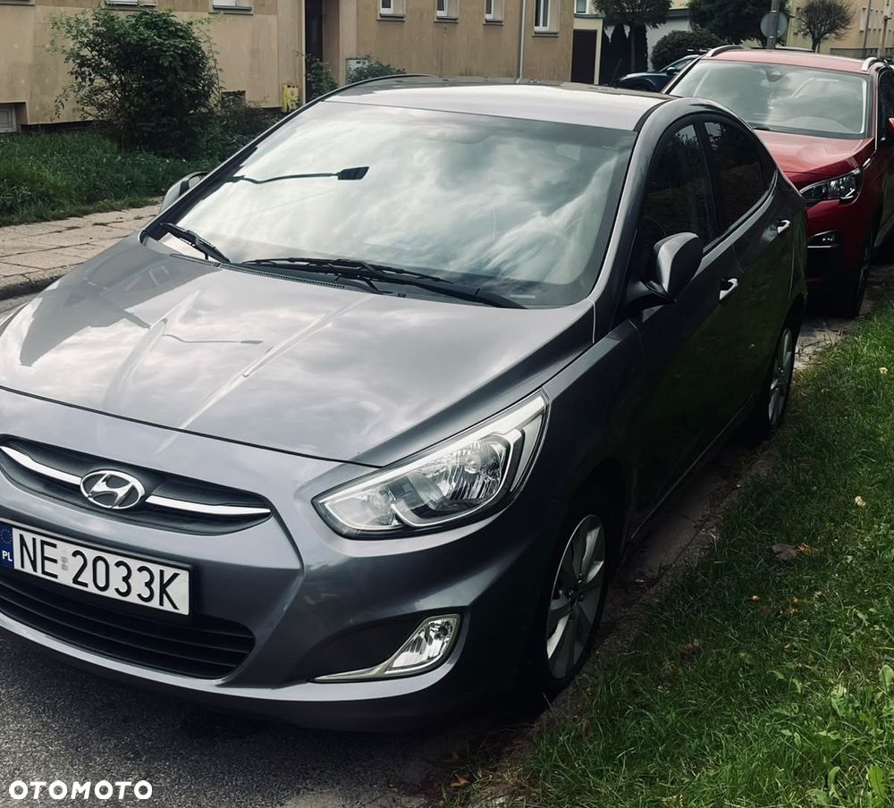 Hyundai Accent - 5