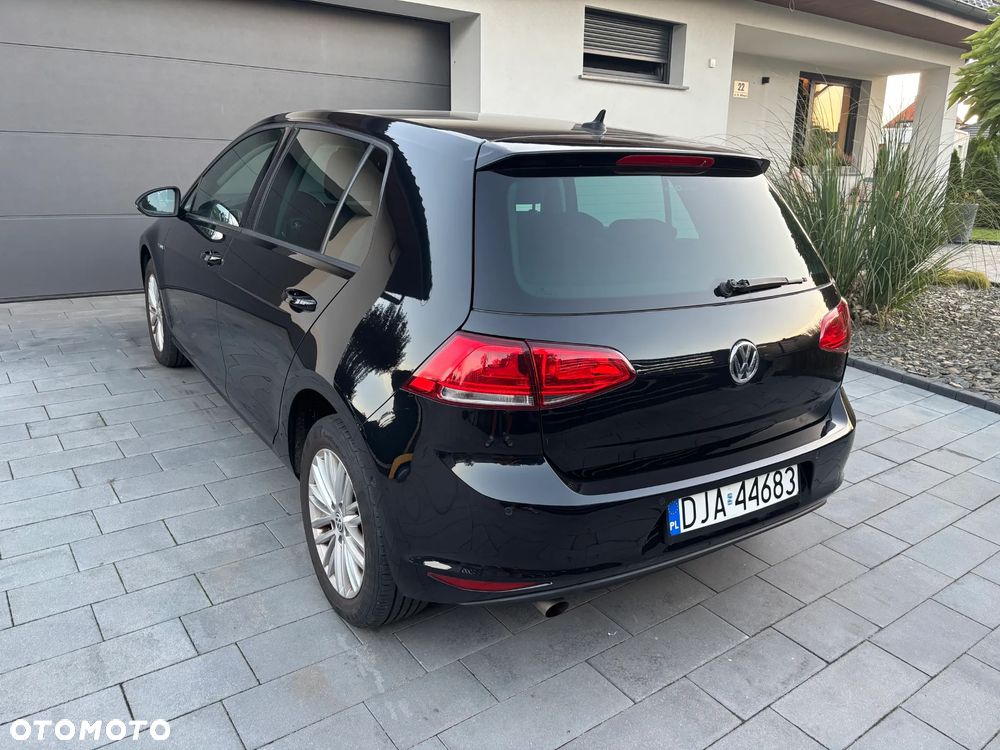 Volkswagen Golf 1.2 TSI BlueMotion Technology Cup - 4