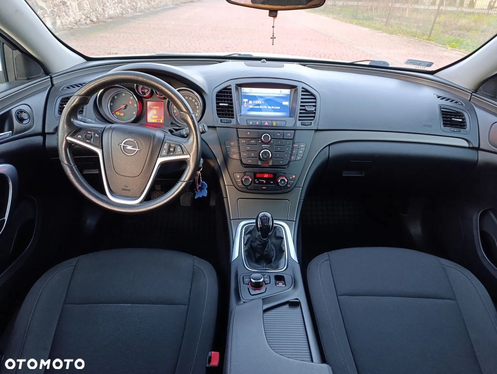 Opel Insignia 2.0 CDTI - 13