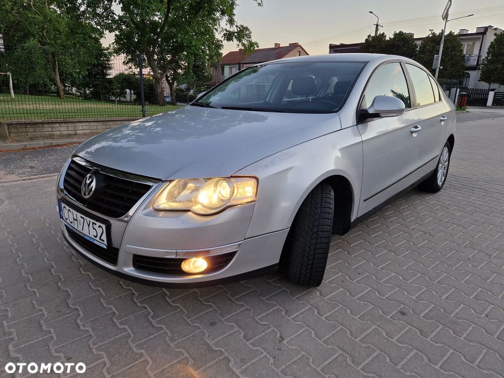 Volkswagen Passat 2.0 TDI Comfortline - 1