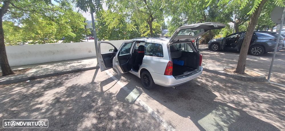 Ford Focus 1.6 Ambiente - 6