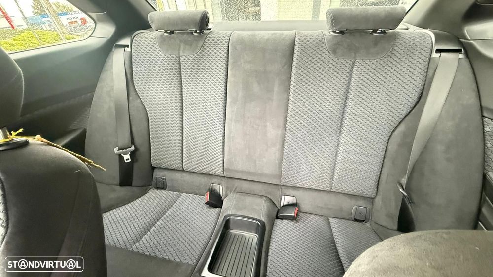 BMW 220 d Coupe Pack M Auto - 7