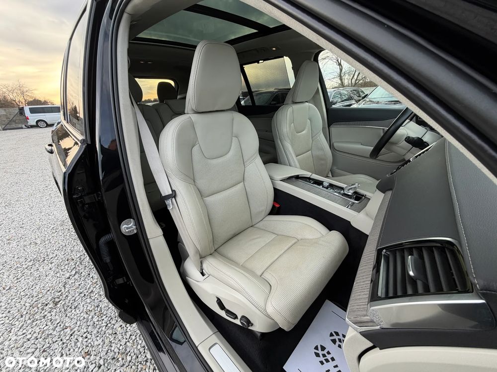 Volvo XC 90 T8 AWD Recharge Ultimate Dark - 38