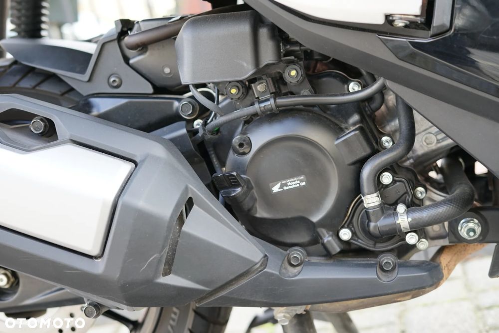 Honda ADV350 - 25