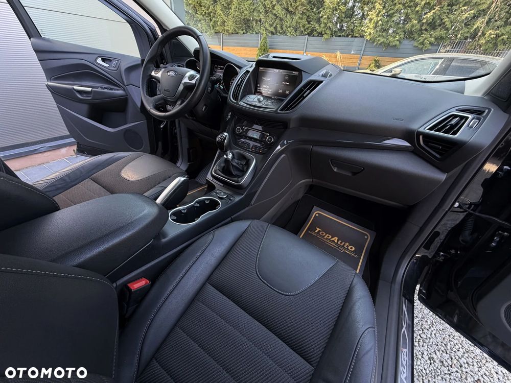 Ford Kuga 2.0 TDCi FWD Titanium - 16