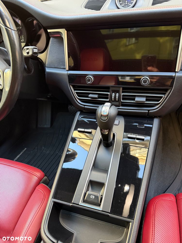 Porsche Macan GTS - 12