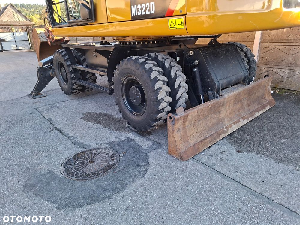 Caterpillar CAT M 322 D - 30