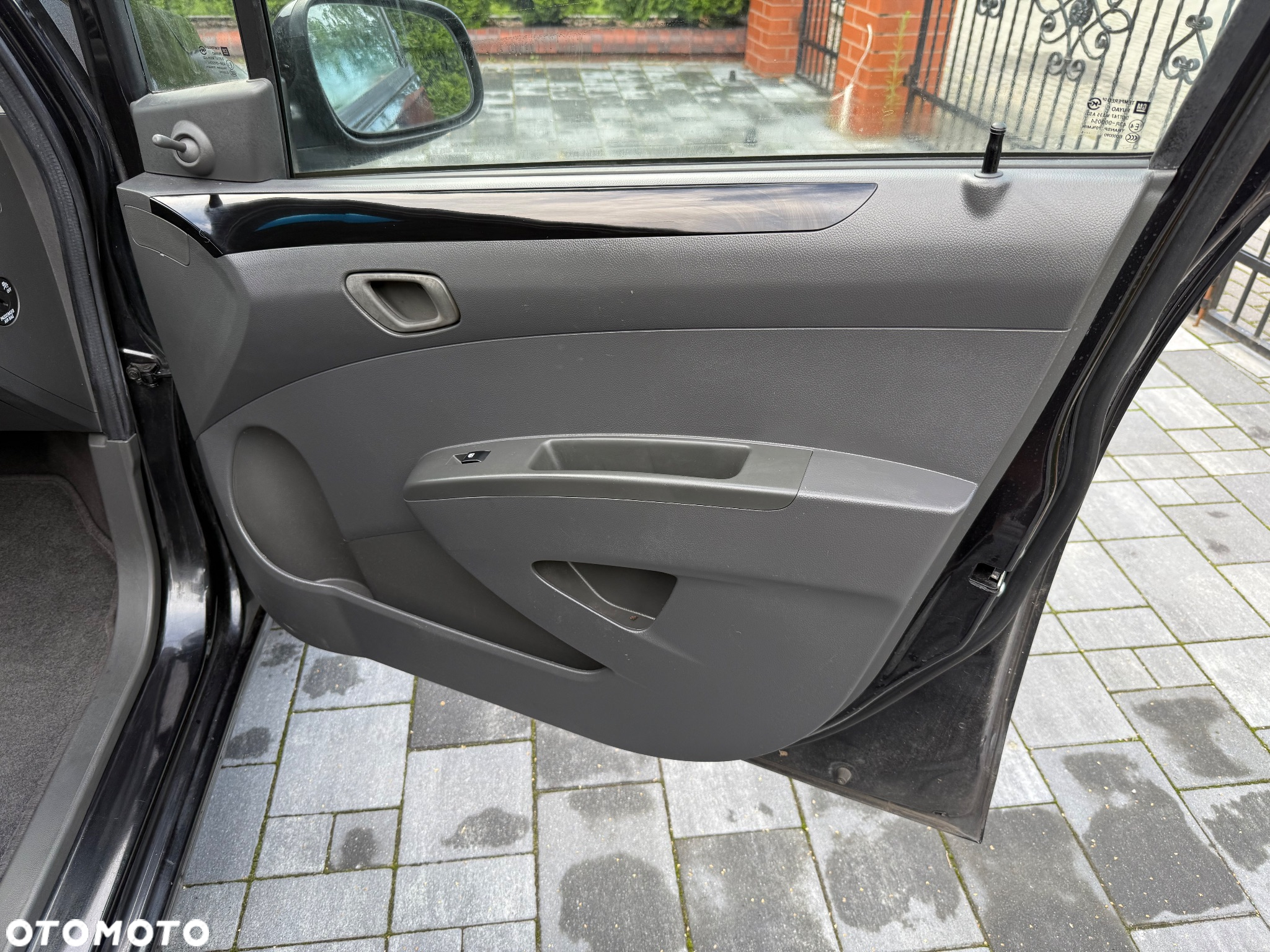 Chevrolet Spark 1.0 Base+ - 28