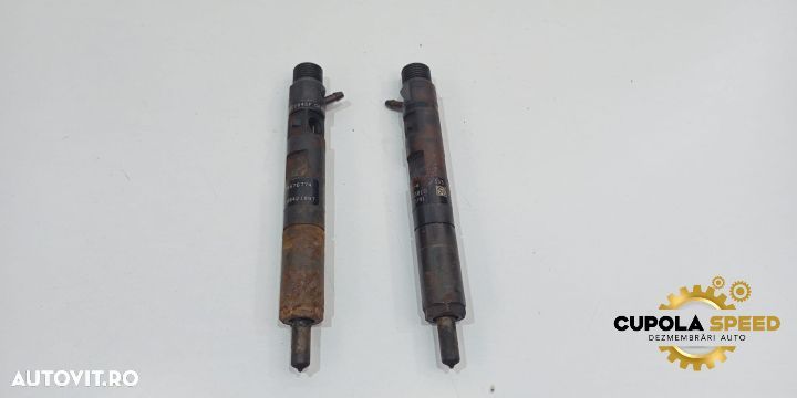 Injectoare Injector 1.5DCI K9K  8200676774 Renault Clio 3 [facelift] - 1