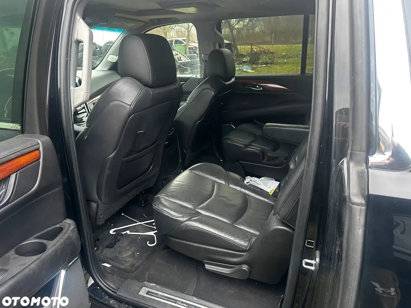 Cadillac Escalade - 18