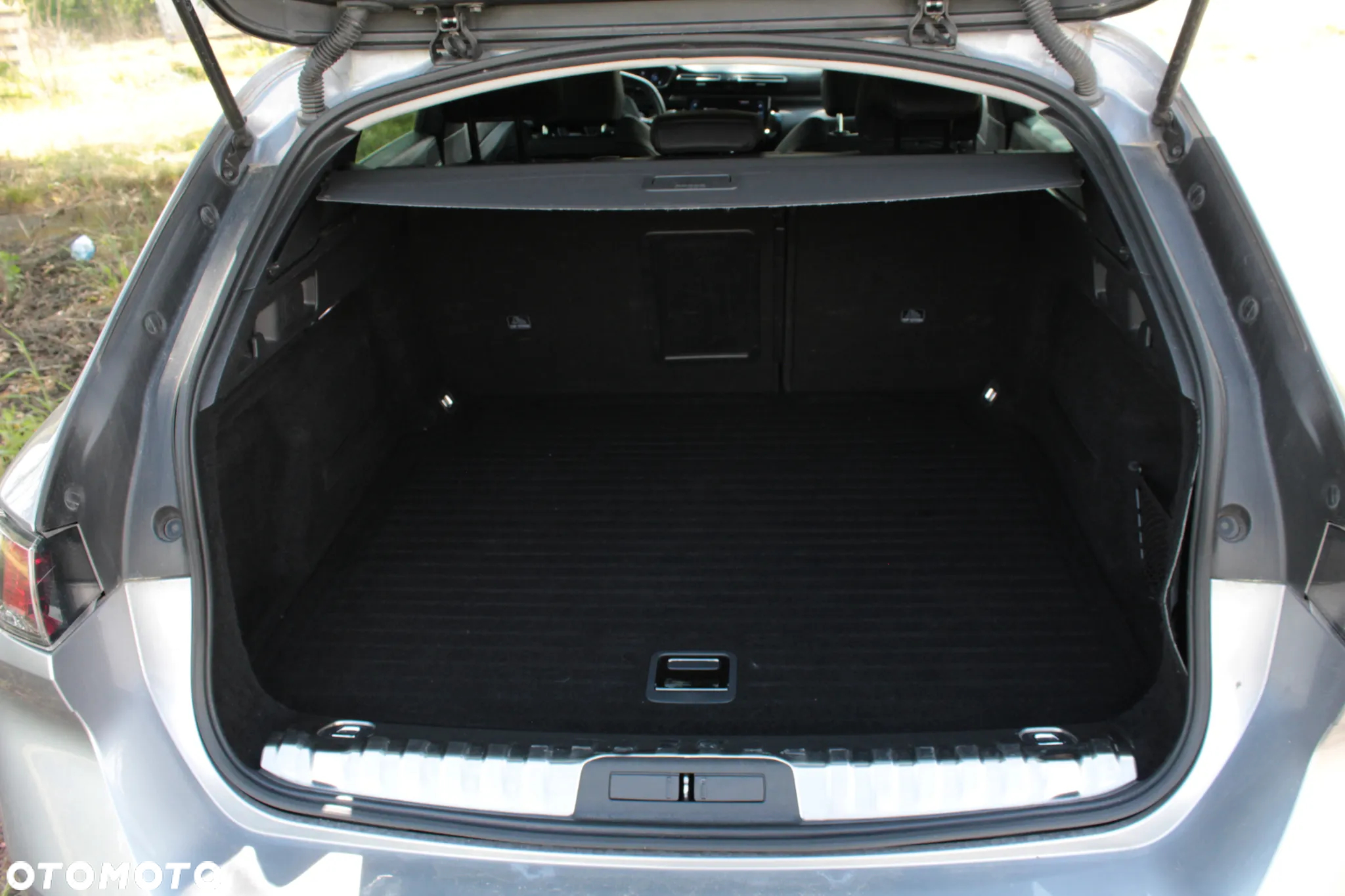 Peugeot 508 SW BlueHDi 130 Allure - 28