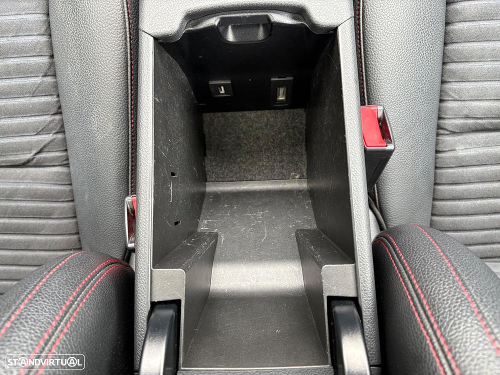 Mercedes-Benz A 45 AMG 4-Matic - 14