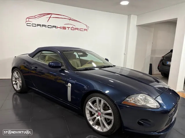 Jaguar XK 4.2 V8 Convertible - 49