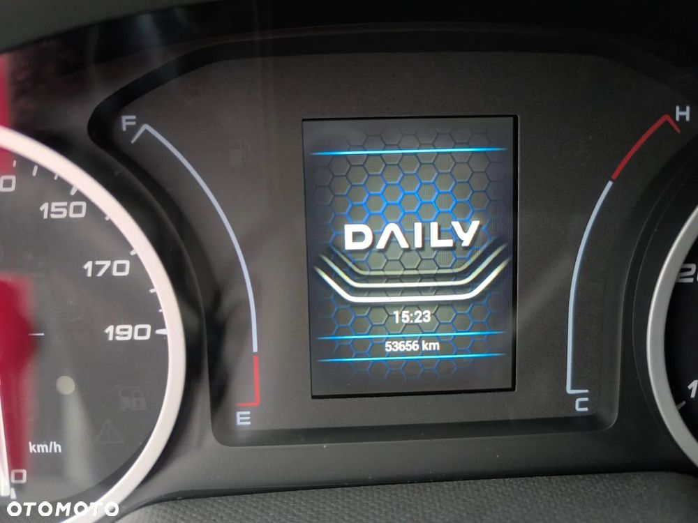 Iveco Daily 70C18 Sypialnia 2 Łóżka , WINDA 1.000kg, 15 Palet, Firana + Drzwi z Tyłu! - 25