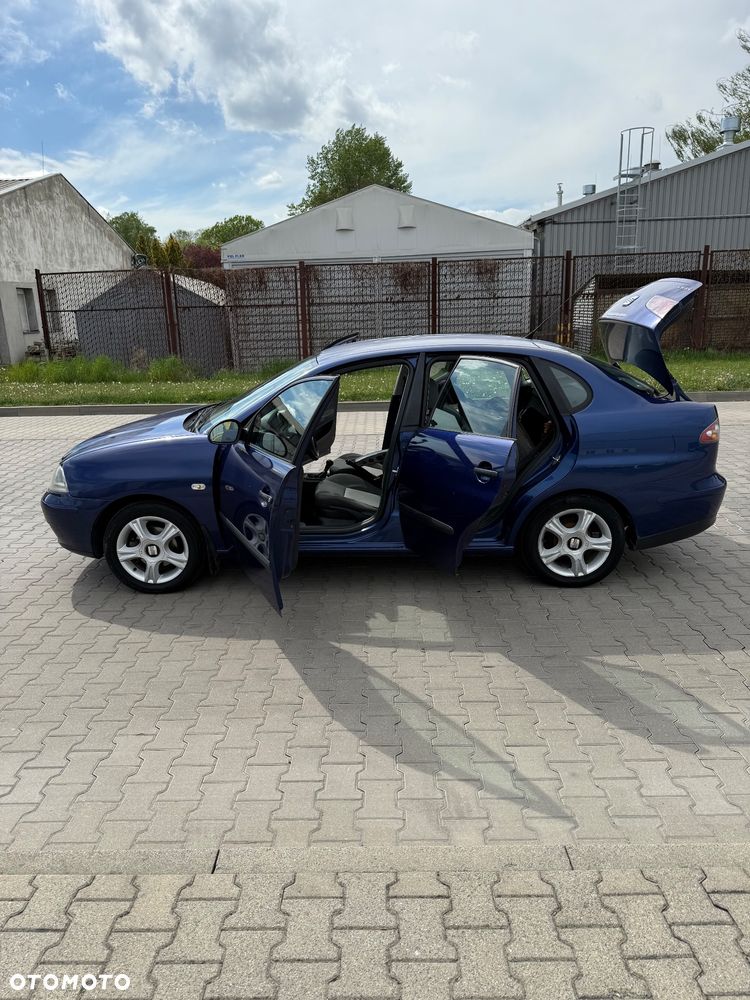 Seat Cordoba 1.4 16V Cool - 12