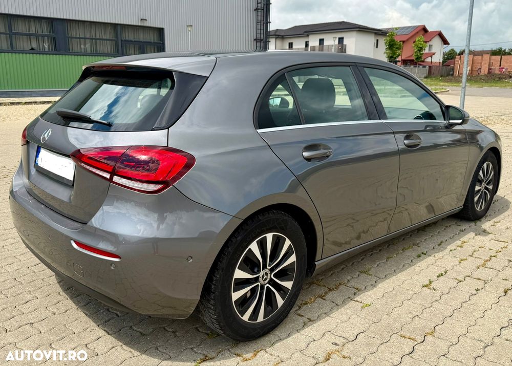 Mercedes-Benz A 180 d 7G-DCT - 10