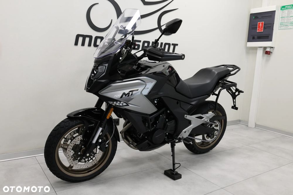 CFMoto 700MT - 5