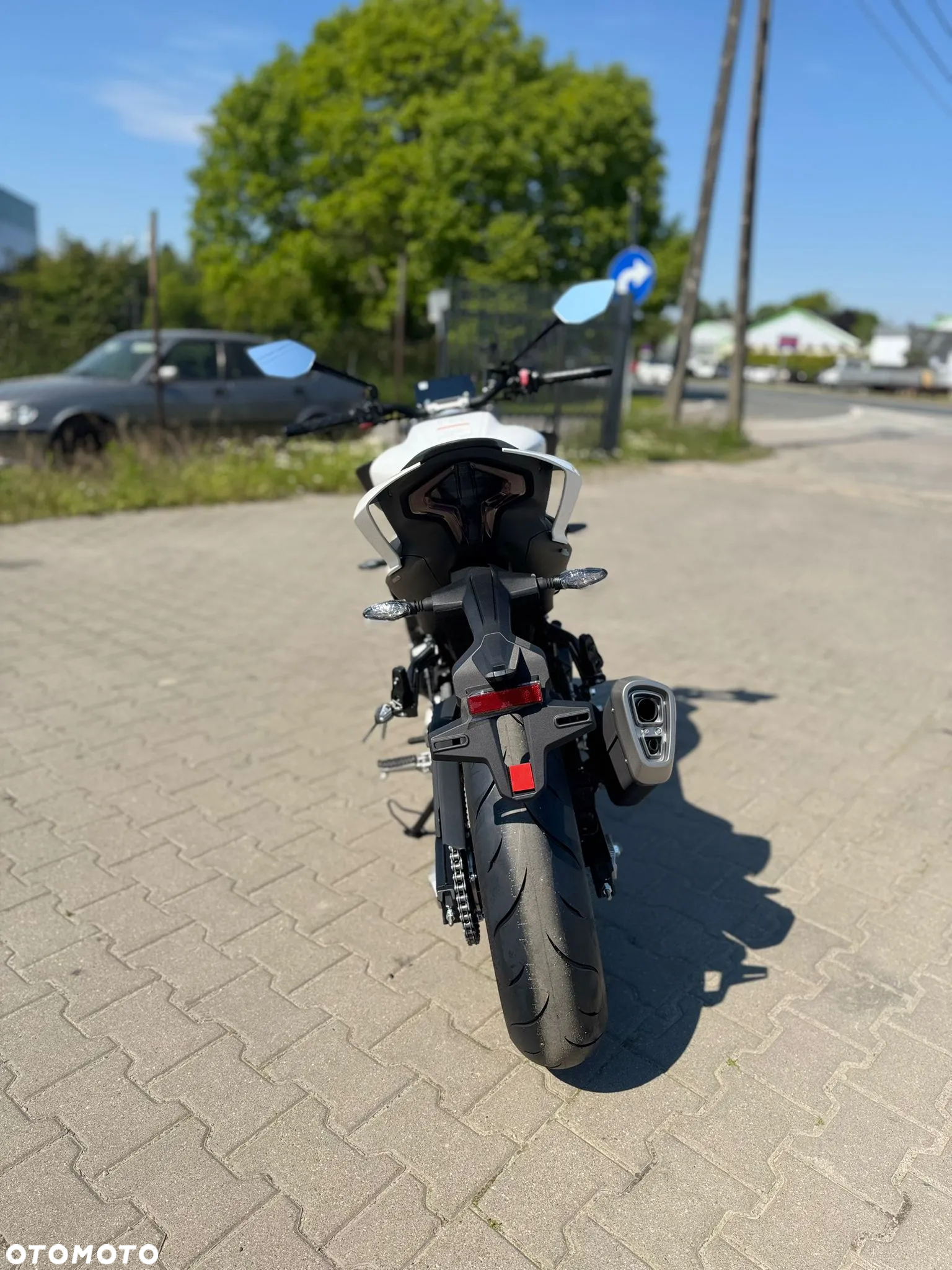 CFMoto 450NK - 18