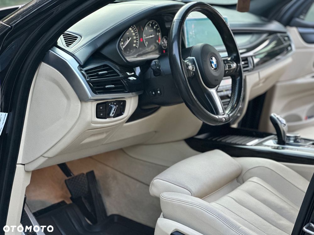 BMW X5 M M50d Sport-Aut - 30